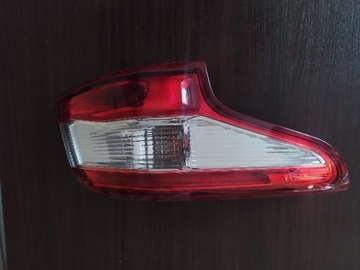 Lampa lewa tył tylnq EU Nissan Qashqai 2 II J11