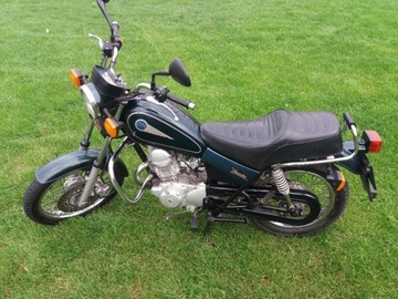 YAMAHA SR 125