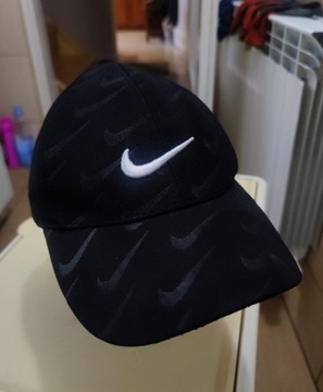 Czapka bejsbolówka czarna Nike athletic sport sw