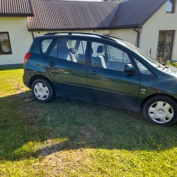 Toyota corolla verso 2.0 D 