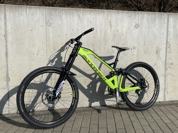 Mondraker Summum / downhill full fr dh dirt