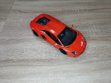 Model w skali 1:18 - Lamborghini Aventador