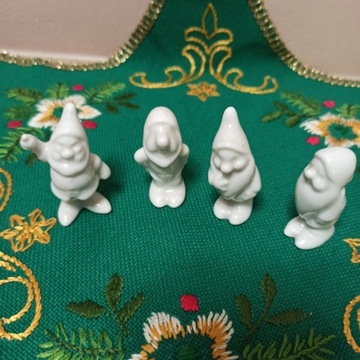 4 krasnoludki Figurki porcelanowe 