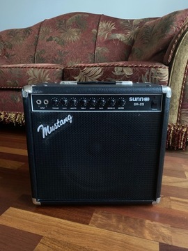 Combo gitarowe Sunn SR-25 Fender Wzmacniacz 112