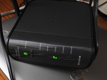 Router Belkin F6D4230-4 v1 - uszkodzony