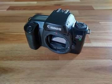 Lustrzanka Canon EOS 1000 FN