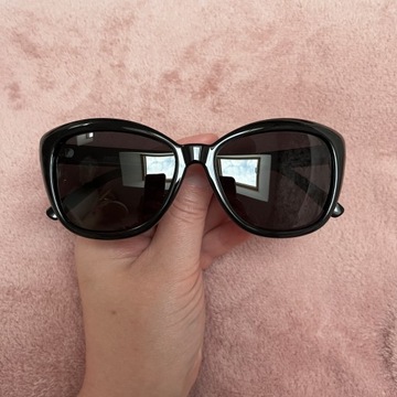 Czarne okulary przeciwsłoneczne kat.3 FNT