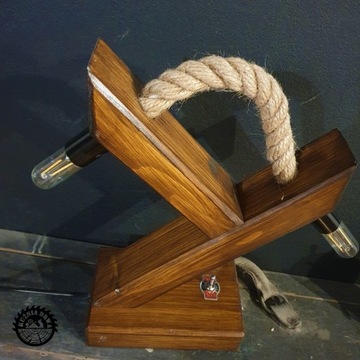 Unikatowa lampa stojąca z litego drewna