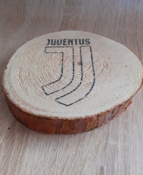 Juventus Turyn.  Plaster drewna dekoracyjny. 