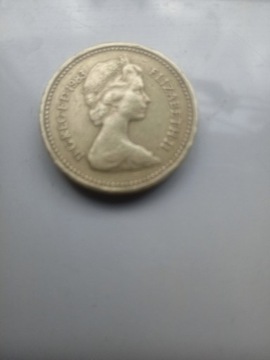 Moneta One Pound z 1983r.odwrócony napis