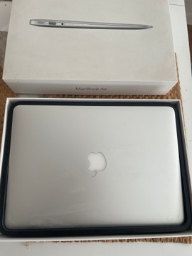 Laptop MacBook Air A1466, 2017 13cali 8GB 128GB