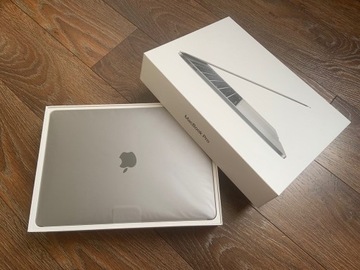 MacBook Pro 13 i5 2.3GHz 16GB 256GB Space Gray 17'