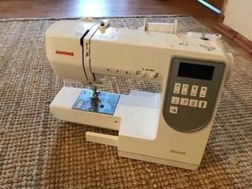 Janome DC6100. Maszyna do szycia