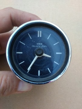 Stary zegar samochodowy VDO Quarz Zeit