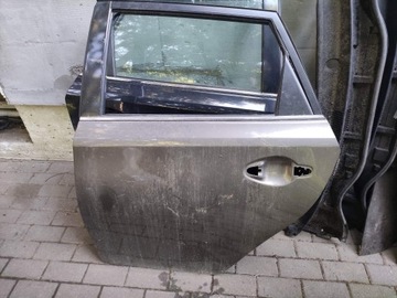 Drzwi lewy tył Auris II hatchback