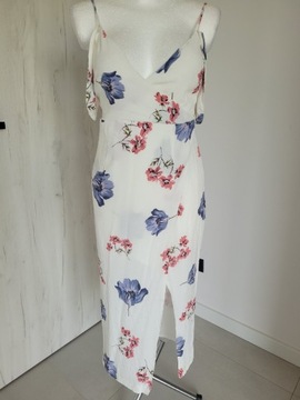 Sukienka midi biała w kwiaty   Bardot Roz.36/38