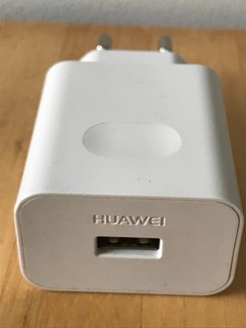 HUAWEI Ładowarka sieciowa model HW-050450E00