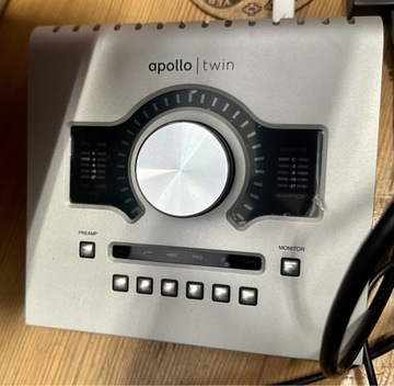 Universal Audio Apollo Twin - interfejs audio Thunderbolt UAD