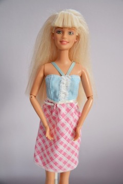 Lalka Barbie Stroll n Play with Krissy klasyczna