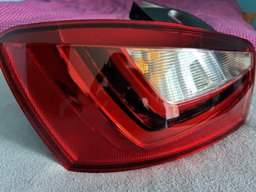 SEAT OE 6J4945095L lampa tylna zespolona