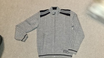 nowy sweterek dla chłopca roz. 146