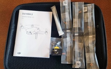 DJI MINI 2 z dodatkową baterią, filtrami i torbą