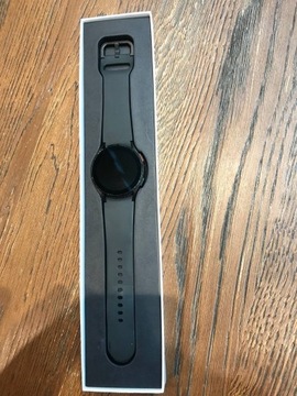 Samsung Watch 4 smart watch