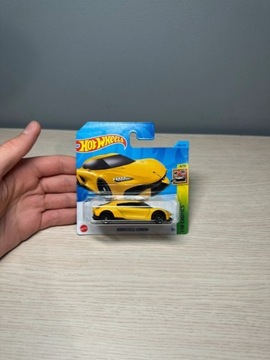 Hot wheels koenigsegg gemera