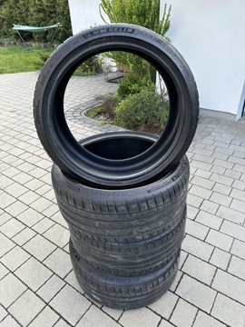 Michelin Pilot Sport 4S 235/35/19