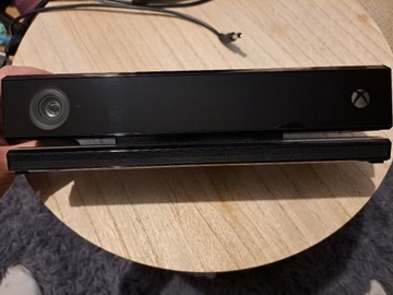 Kinect do Xboxa One S + uchwyt 
