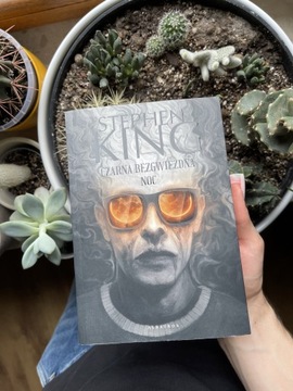 Czarne bezgwiezdne niebo - Stephen King 