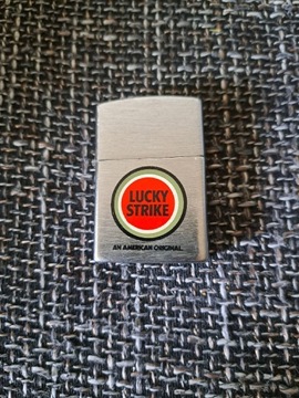 Zapalniczka Lucky Strike 