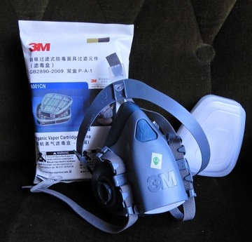 Półmaska, maska 3M - 7502 z filtrami
