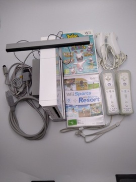 KONSOLA NINTENDO WII MODEL RVL-001 ZESTAW