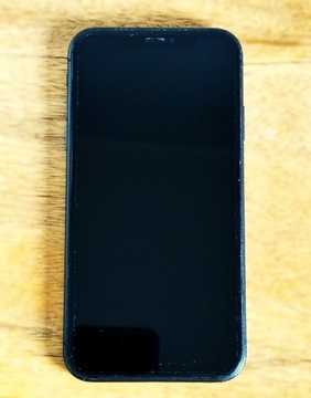 iPhone 11 Black 128 GB + etui