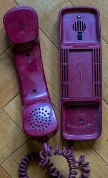 Domofon słuchawkowy czerwony używany 