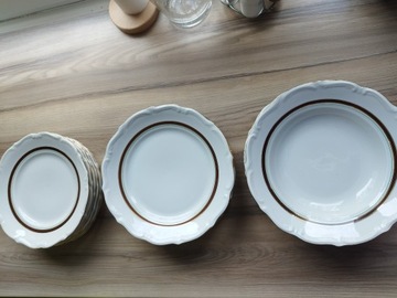 Komplet 18 talerzy ceramika Wałbrzych