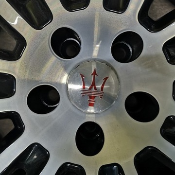Oryginalny komplet Felg/Kół Maserati Speedline R20