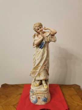 Figura porcelanowa w stylu secesyjnym