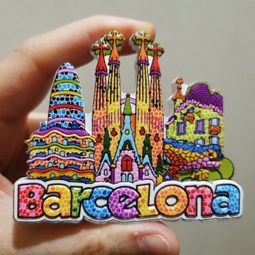 Zagraniczny magnes na lodówkę 3D Barcelona mozaika