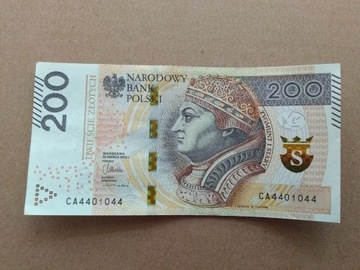 Banknot 200 zł CA4401044