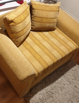 Sofa rozkładana mała