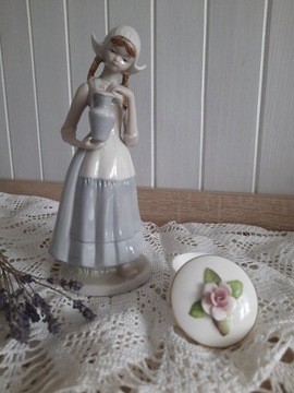 Figurka porcelanowa dutch girl genuine porcelain