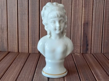 Porcelanowa figurka ,popiersie   ,vintage  