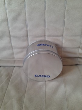 Pudełko na zegarek Casio.