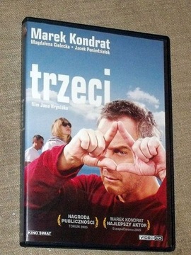 TRZECI / Marek Konrad