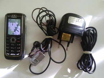 Telefon Nokia RM-200