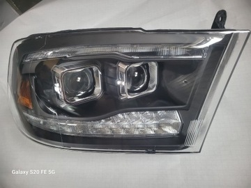 Dodge RAM lampa lewa prawa 09-18 szybki montaż