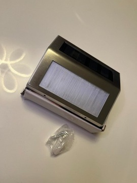 Nowy solar LED ścienny