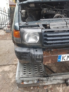 Pajero II  lampa przód 